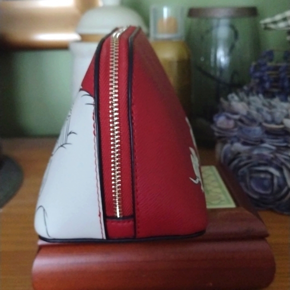 Disney x KATE SPADE Cosmetic case NWT - Picture 5 of 8